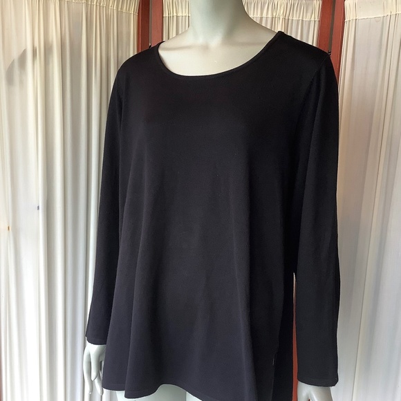 Tahari Womans Black Knit Top Pullover Long Sleeve Side Slits Hi-Low Size 2X - Picture 1 of 9